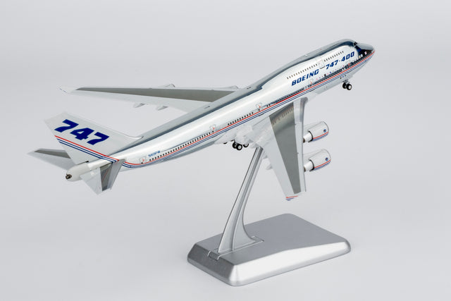 NG Models The Boeing Company Boeing House Colors Boeing 747-400 N401PW (Ultimate) 1/400 Aircraft Scale Model