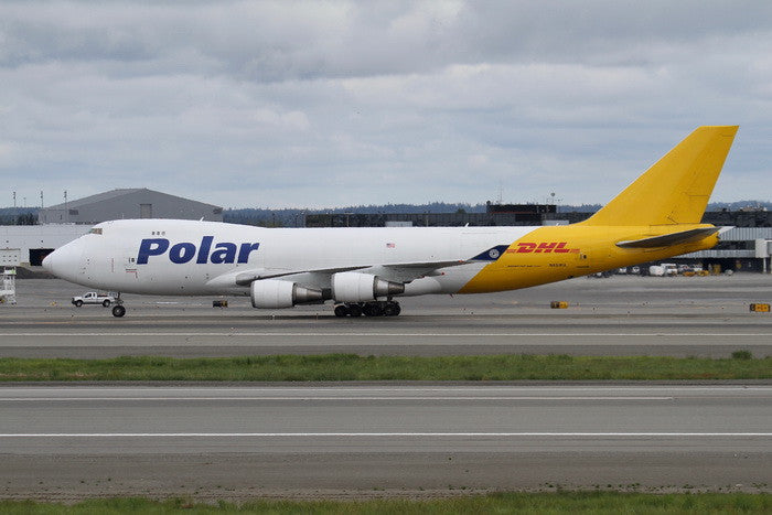 Phoenix DHL Polar Cargo Boeing 744-46NF N451PA 1/400 Scale