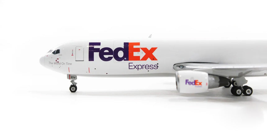 Phoenix FedEx Boeing 767-3S2F (ER) '100th Boeing 767 FedEx' N277FE 1/400 Aircraft Scale Model