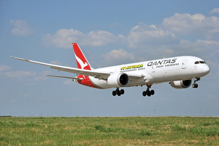 Phoenix Qantas “Go Australia” Boeing B787-9 VH-ZNH 1/400 Scale