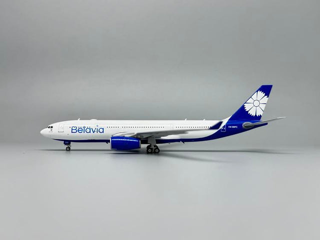 Phoenix Belavia Airbus A330-200 EW-588PD 1/400 Aircraft Scale Model