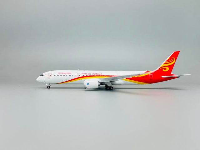 Phoenix Hainan Airlines Boeing B787-9 B-20AL 1/400 Aircraft Scale Model