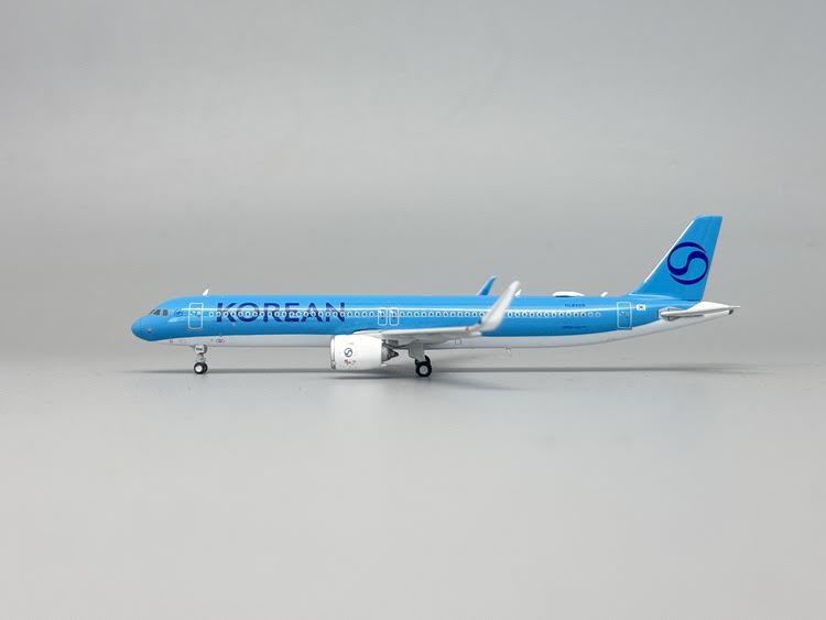 Phoenix Korean Air Airbus A321neo HL8509 1/400 Aircraft Scale Model