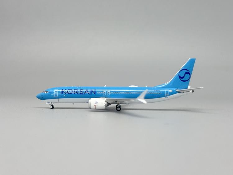 Phoenix Korean Air Boeing B737-8max HL8567 1/400 Aircraft Scale Model