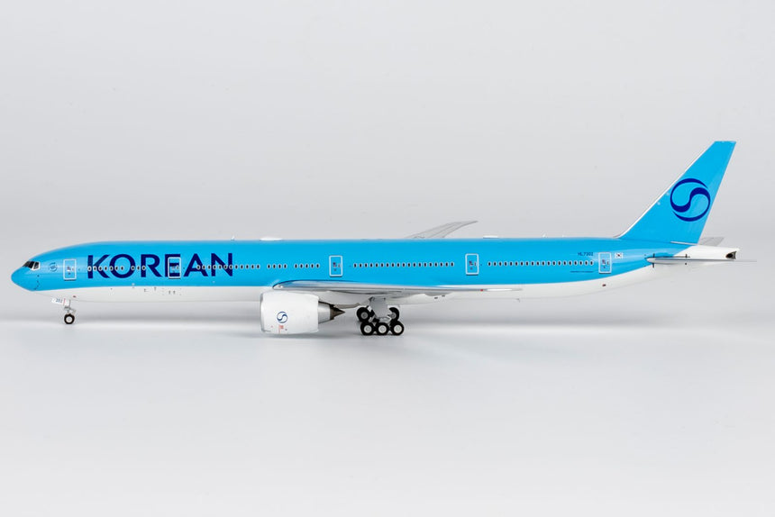 NG Models Korean Air (2025's livery) Boeing 777-300ER HL7202 1/400 Aircraft Scale Model