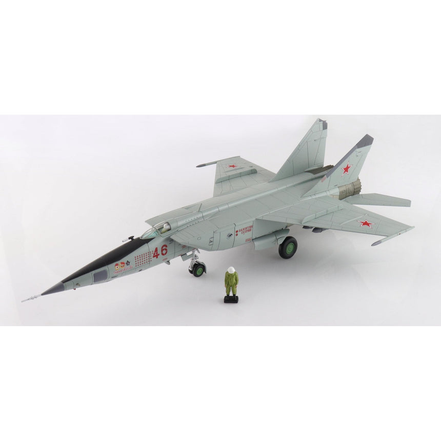 Hobby Master MIG-25RBT Red 46, 47th GRAP, 2nd Sqn., May 2001 (with 8 x FAB-500 bombs) 1/72 Scale