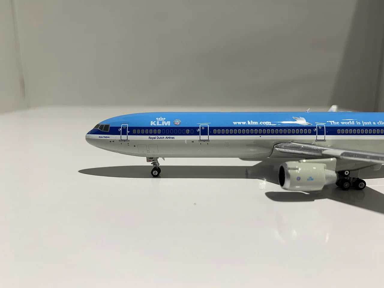 Phoenix KLM McDonnell MD-11 PH-KCH 1/400