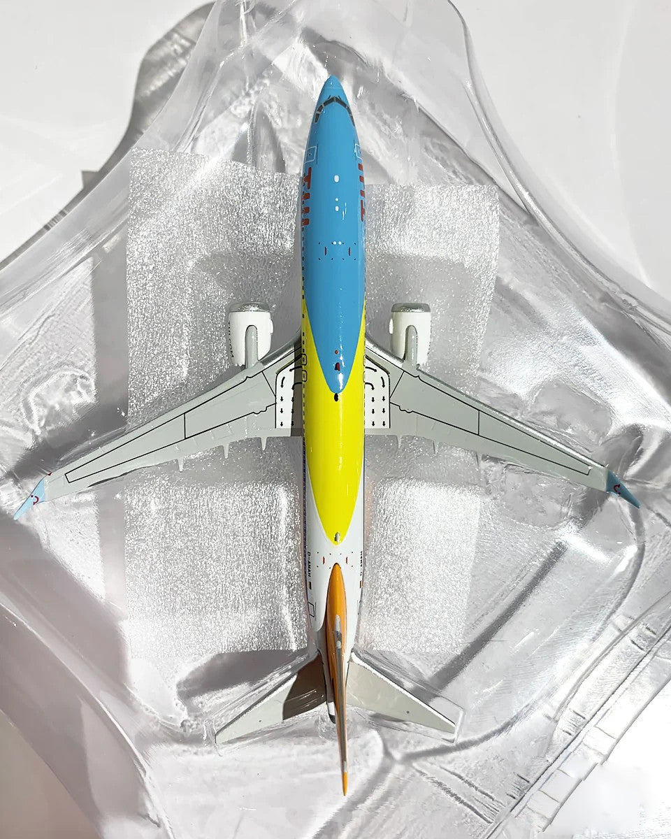 Phoenix TUI Boeing 737Max8 D-AMAH 1/400 Aircraft Scale Model