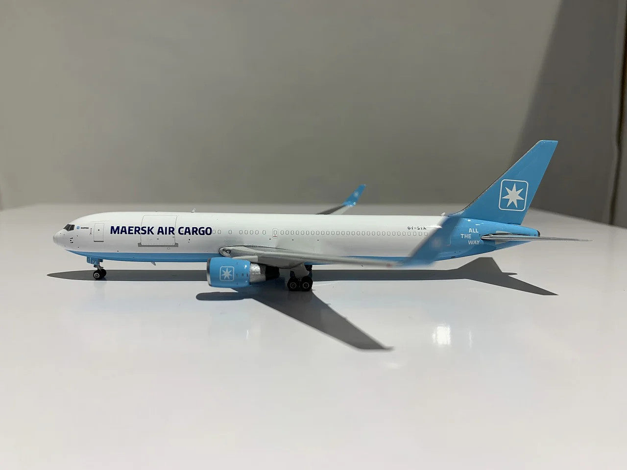 Phoenix Maersk Cargo Boeing 767-3P6 OY-SYA 1/400 Scale