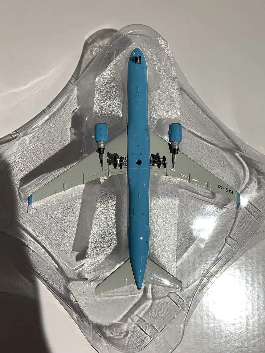 Phoenix Maersk Cargo Boeing 767-3P6 OY-SYA 1/400 Scale