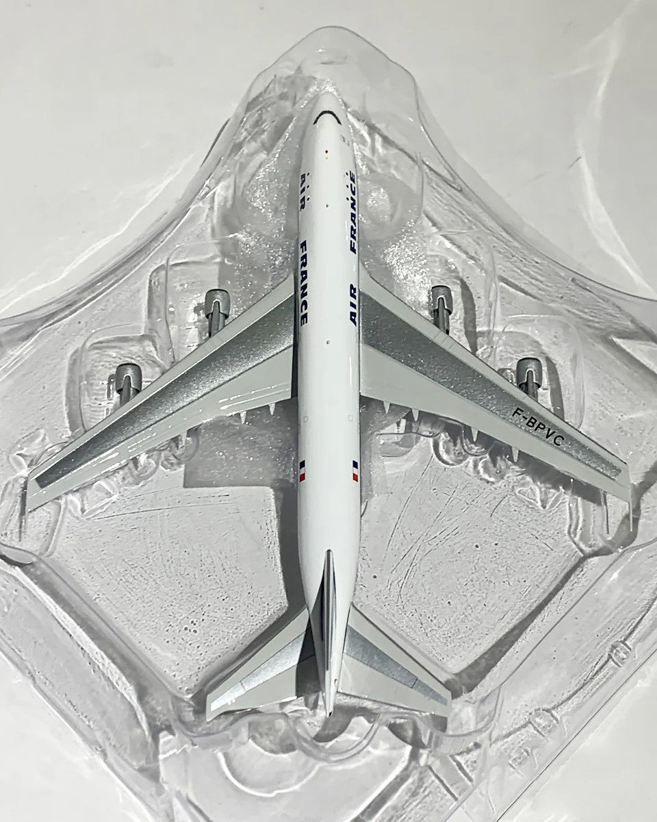 Phoenix Air France (Polish) Boeing B747-100 F-BPVC 1/400 Scale
