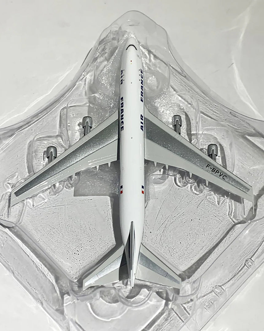 Phoenix Air France (Polish) Boeing B747-100 F-BPVC 1/400 Scale
