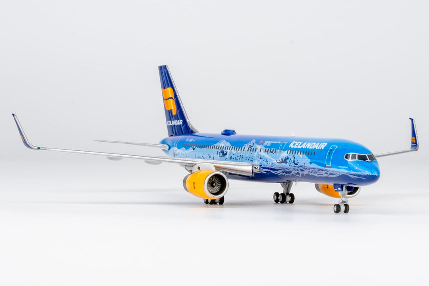 NG Models Icelandair Boeing 757-200/w A321 TF-FIR Vatnajokull; (Ultimate) 1/400 Aircraft Scale Model