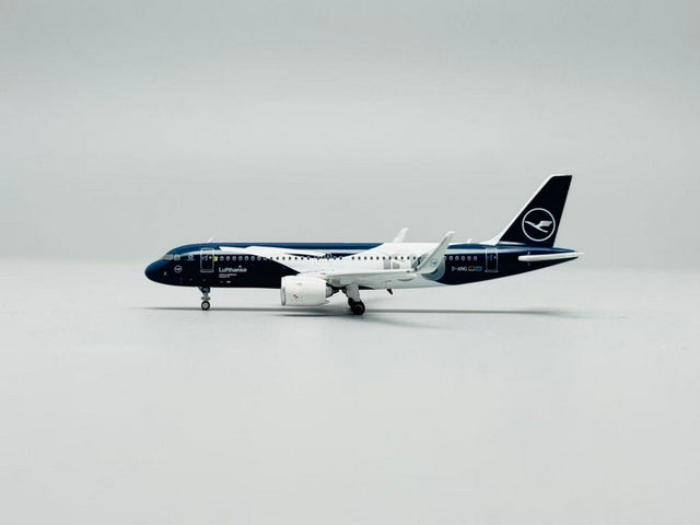 Phoenix Lufthansa Airbus A320neo D-AING "100 Year Anniversary" 1/400 Aircraft Scale Model