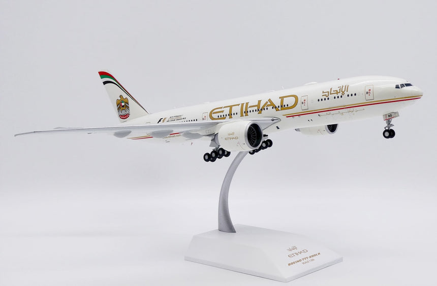 JC Wings Etihad Airways Boeing 777-200LR "2015 Formula 1" (A6-LRD) 1/200 Aircraft Scale Model