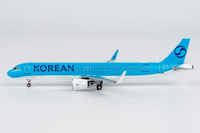 NG Models Korean Air Airbus A321neo HL8509 (Korean Air's first A321 in 2025's new standard livery) 1/400 Aircraft Scale Model