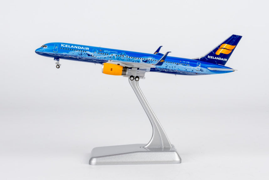 NG Models Icelandair Boeing 757-200/w A321 TF-FIR Vatnajokull; (Ultimate) 1/400 Aircraft Scale Model