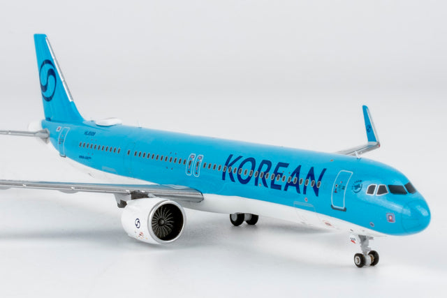 NG Models Korean Air Airbus A321neo HL8509 (Korean Air's first A321 in 2025's new standard livery) 1/400 Aircraft Scale Model