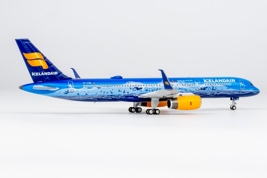 NG Models Icelandair Boeing 757-200/w A321 TF-FIR Vatnajokull; (Ultimate) 1/400 Aircraft Scale Model