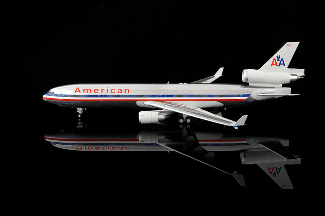 SQ Wings American Airlines McDonnell Douglas MD-11 N1766A 1/200 Aircraft Scale Model