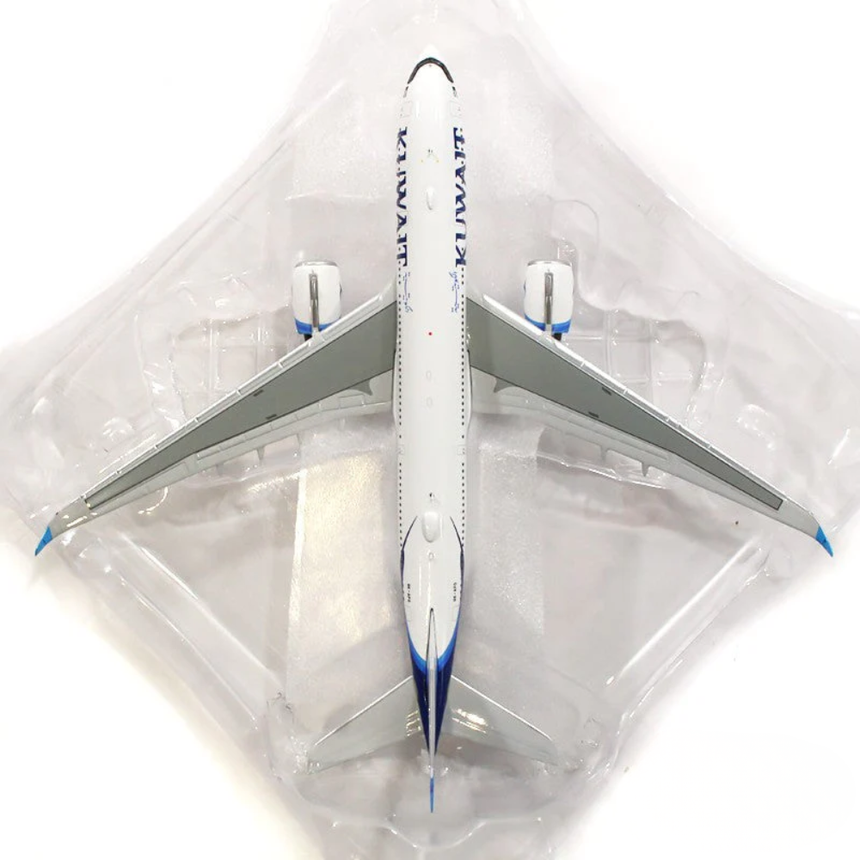Phoenix Kuwait Airways Airbus A330-800Neo 9K-APG 1/400 Aircraft Scale Model