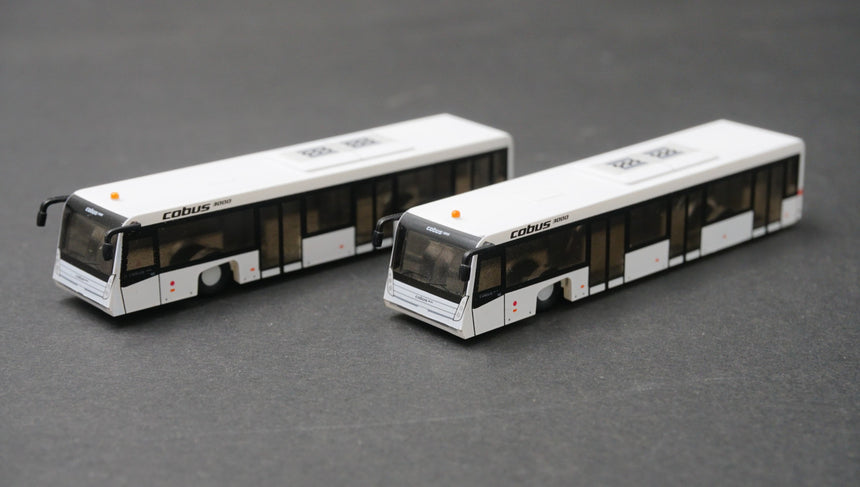 Fantasy Wings Cobus 3000 Airport Passenger Bus x2 1/200
