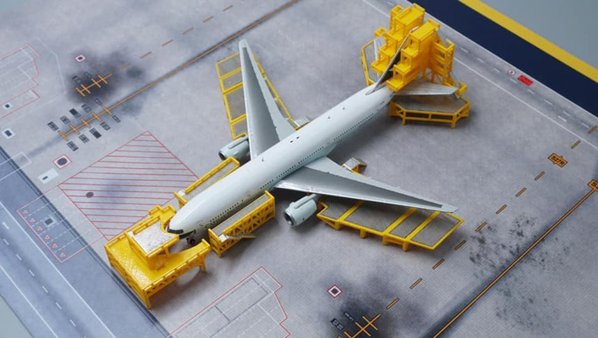 Fantasy Wings Maintenance Docking System (for dual engine) 1/400 Scale