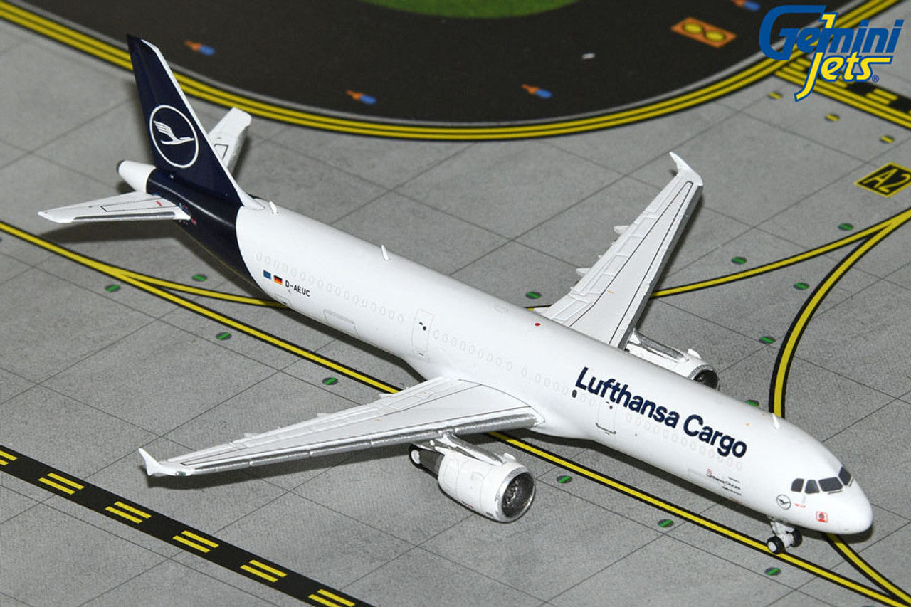 GeminiJets Lufthansa Cargo A321PF D-AEUC 1/400 GJDLH2135