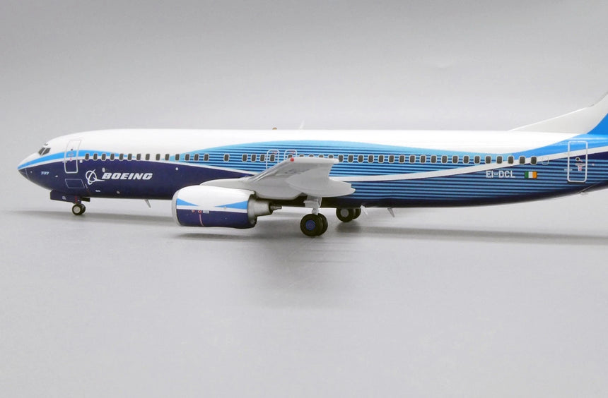 JC Wings Ryanair Boeing 737-800 "Dreamliner" (EI-DCL) 1/200 Aircraft Scale Model