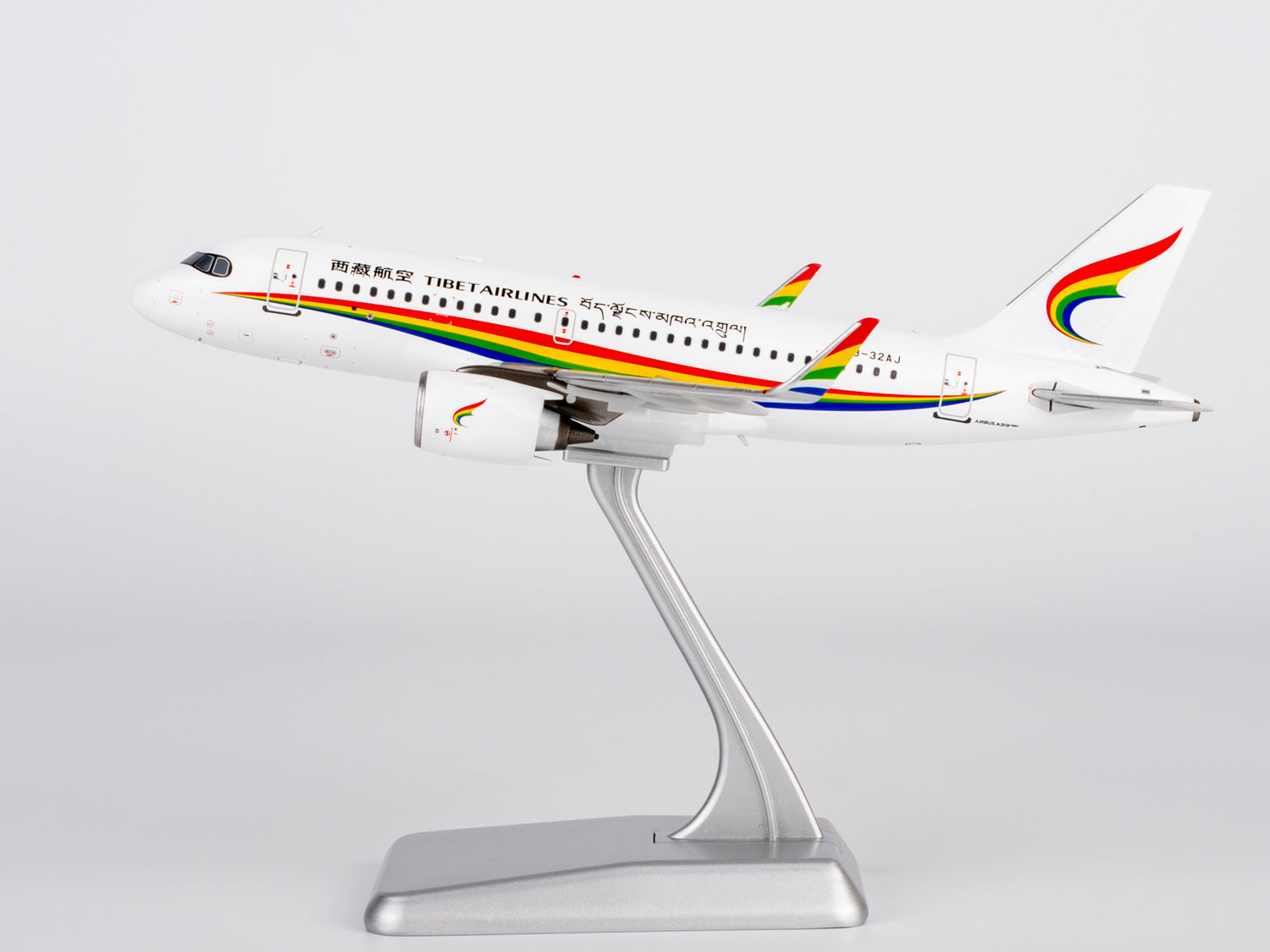 NG Models Tibet Airlines (the 1st A319neo for TV) Airbus A319neo B-32AJ 1/200 Aircraft Scale Model