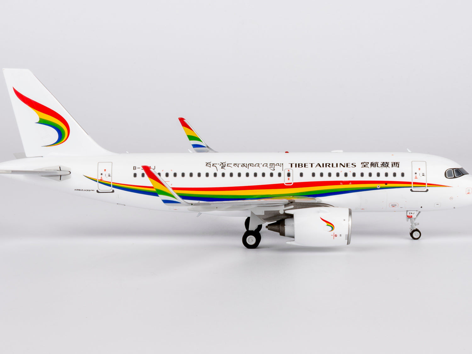 NG Models Tibet Airlines (the 1st A319neo for TV) Airbus A319neo B-32AJ 1/200 Aircraft Scale Model