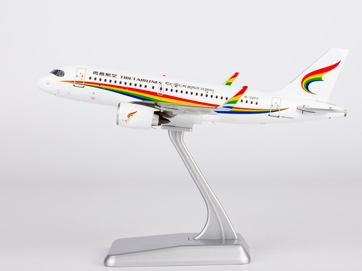 NG Models Tibet Airlines Airbus A319neo B-32FF 1/200 Aircraft Scale Model