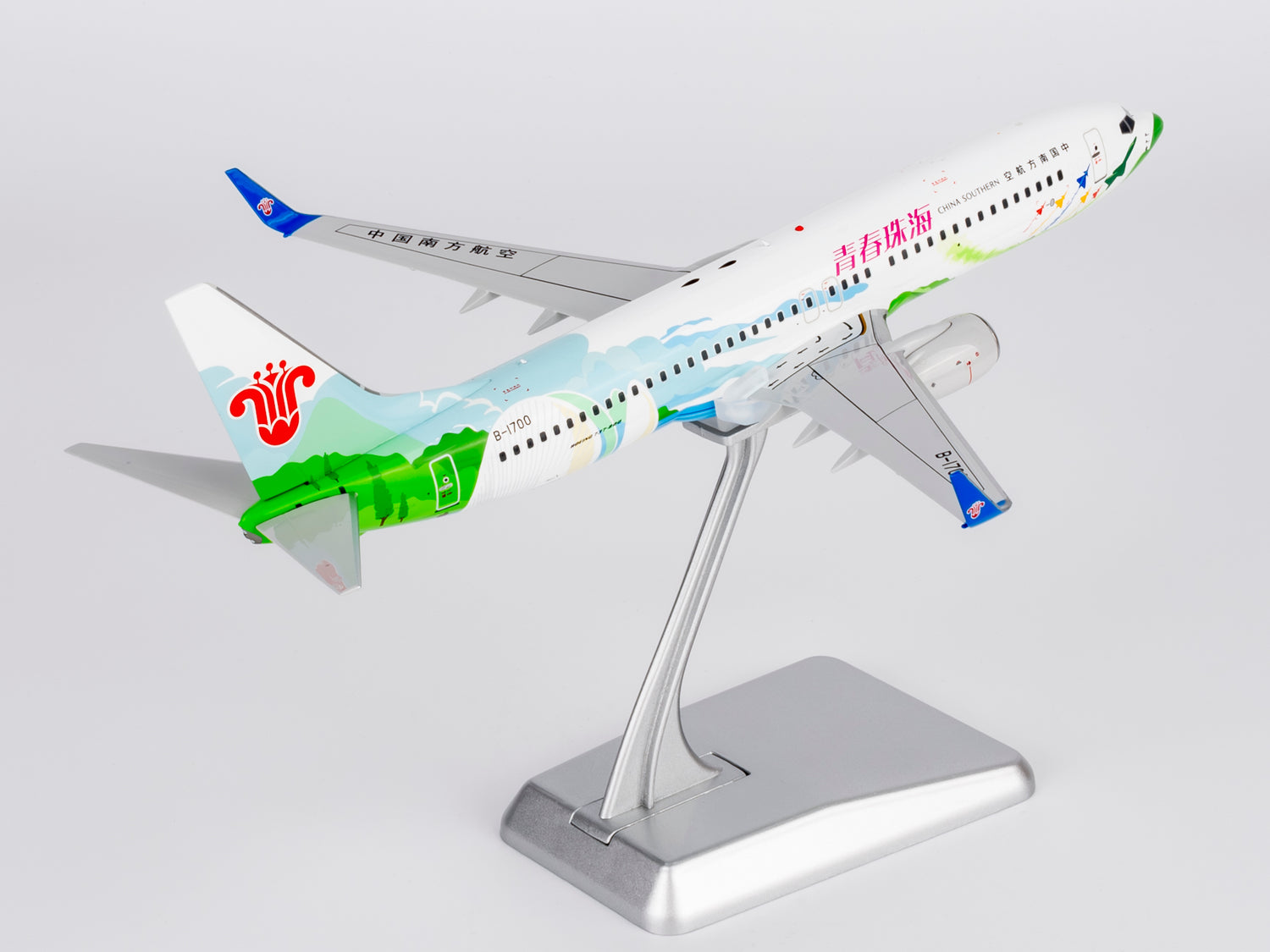 NG Models China Southern Airlines Zhuhai City of Youth Boeing 737-800/w B-1700 1/200 Aircraft Scale Model