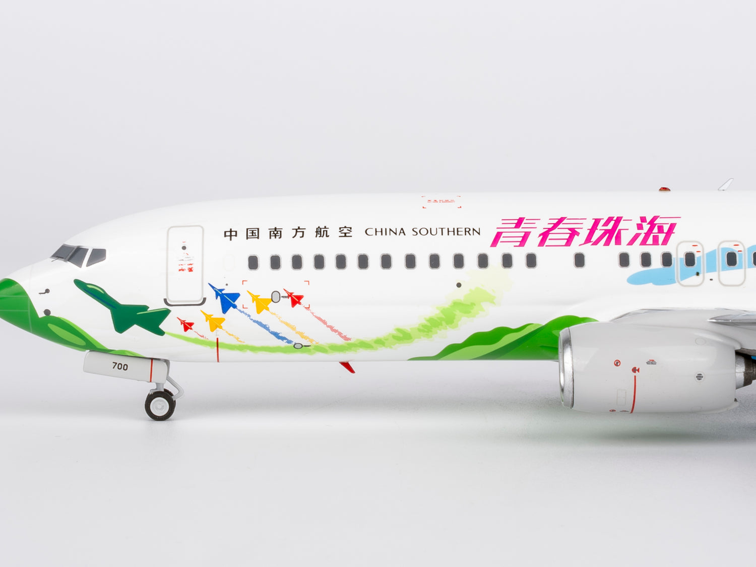 NG Models China Southern Airlines Zhuhai City of Youth Boeing 737-800/w B-1700 1/200 Aircraft Scale Model