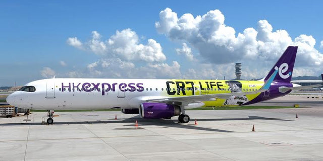 Phoenix HK Express CR7 Life Museum Hong Kong 1 Airbus A321 B-LEE 1/400 Aircraft Scale Model