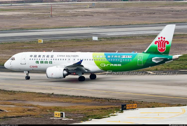 Phoenix China Southern COMAC C919 B-657X 1/400 Aircraft Scale Model