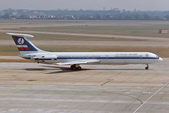 Phoenix LOT Polish Airlines Ilyushin IL-62 SP-LAB 1/400 Aircraft Scale Model