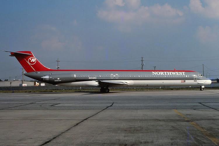 Phoenix Northwest McDonnell Douglas MD-82 N314RC 1/400 Aircraft Scale Model