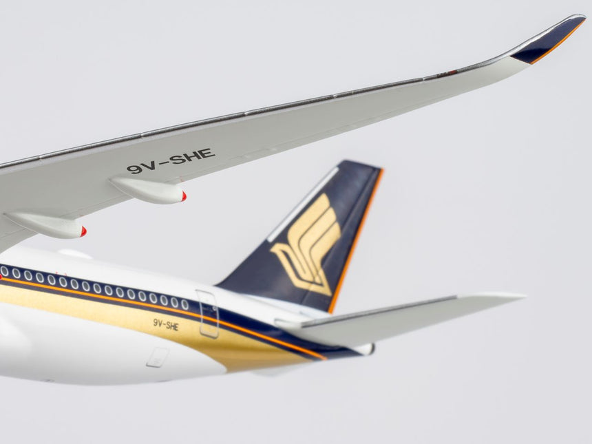 NG Models Singapore Airlines Airbus A350-900 9V-SHE 1/400 Aircraft Scale Model