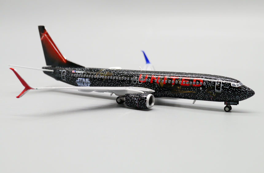 JC Wings United Boeing 737-800 (N36272) 1/400 Aircraft Scale Model