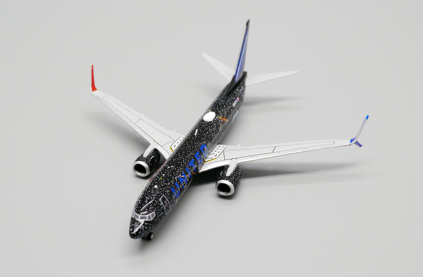 JC Wings United Boeing 737-800 (N36272) 1/400 Aircraft Scale Model