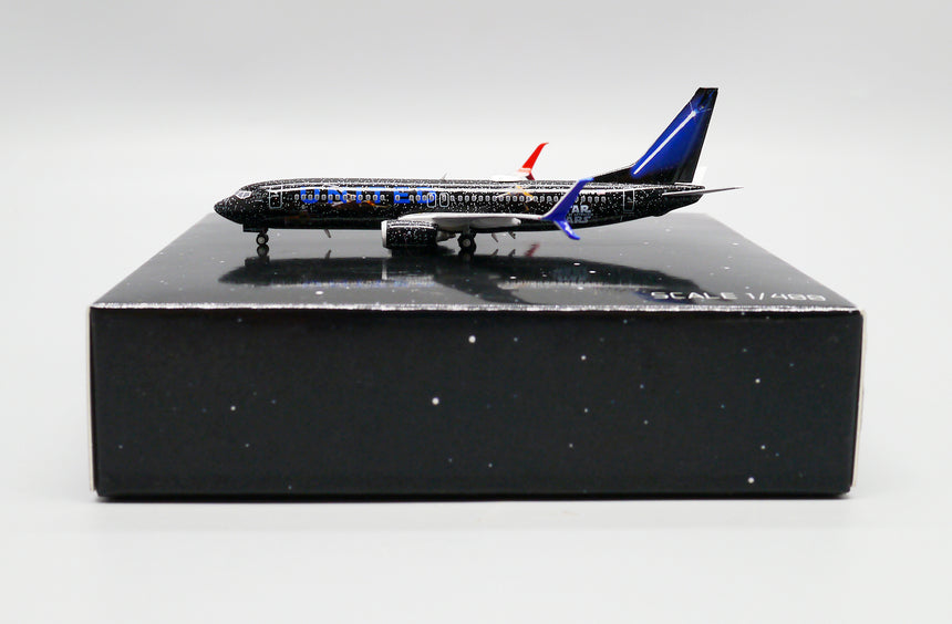 JC Wings United Boeing 737-800 (N36272) 1/400 Aircraft Scale Model