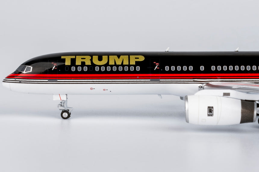 NG Models The Trump Organization (with National Flag on Tail) Boeing 757-200/w N757AF 1/400 Aircraft Scale Model