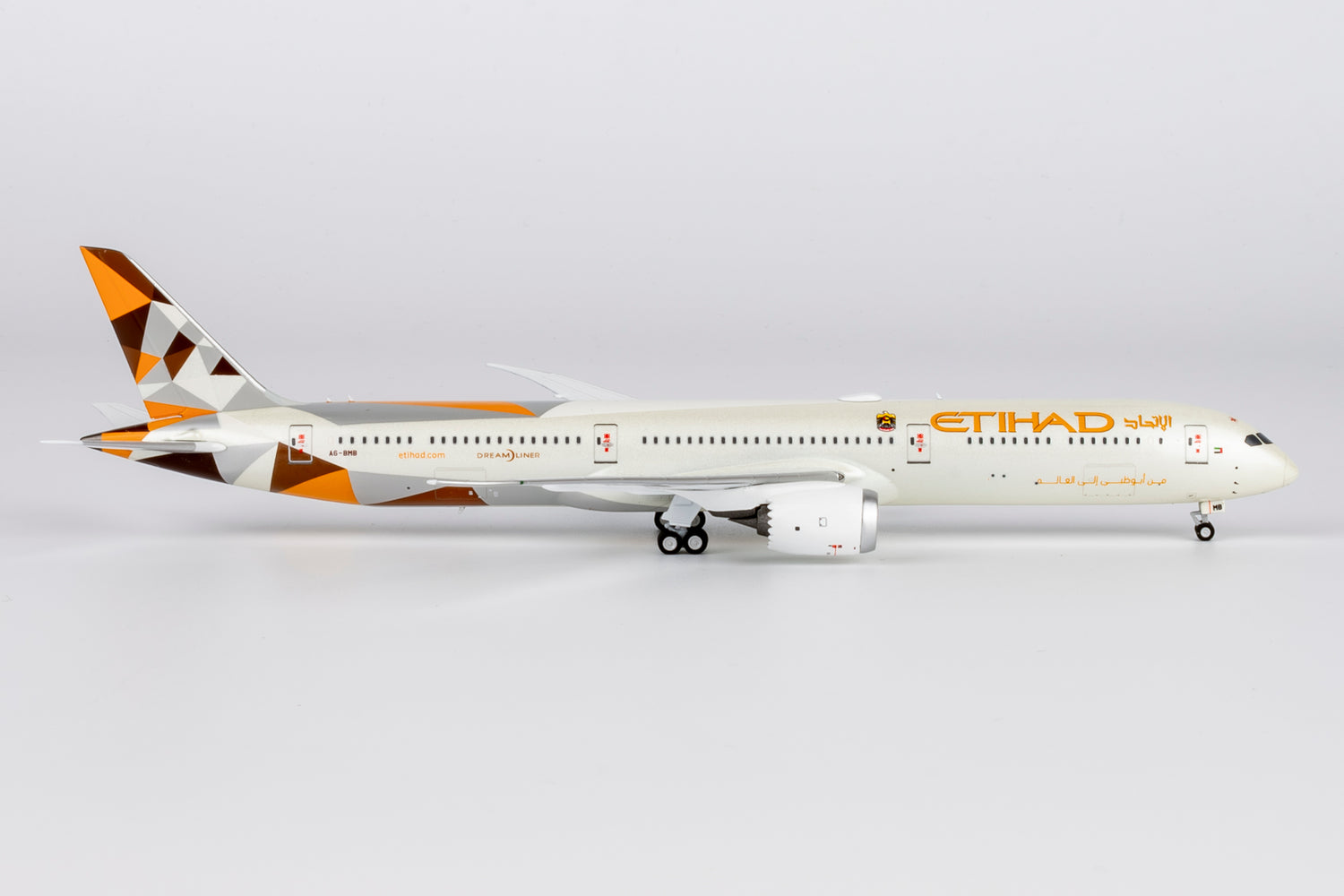 NG Models Etihad Airways Boeing 787-10 Dreamliner A6-BMB 1/400 Aircraft Scale Model