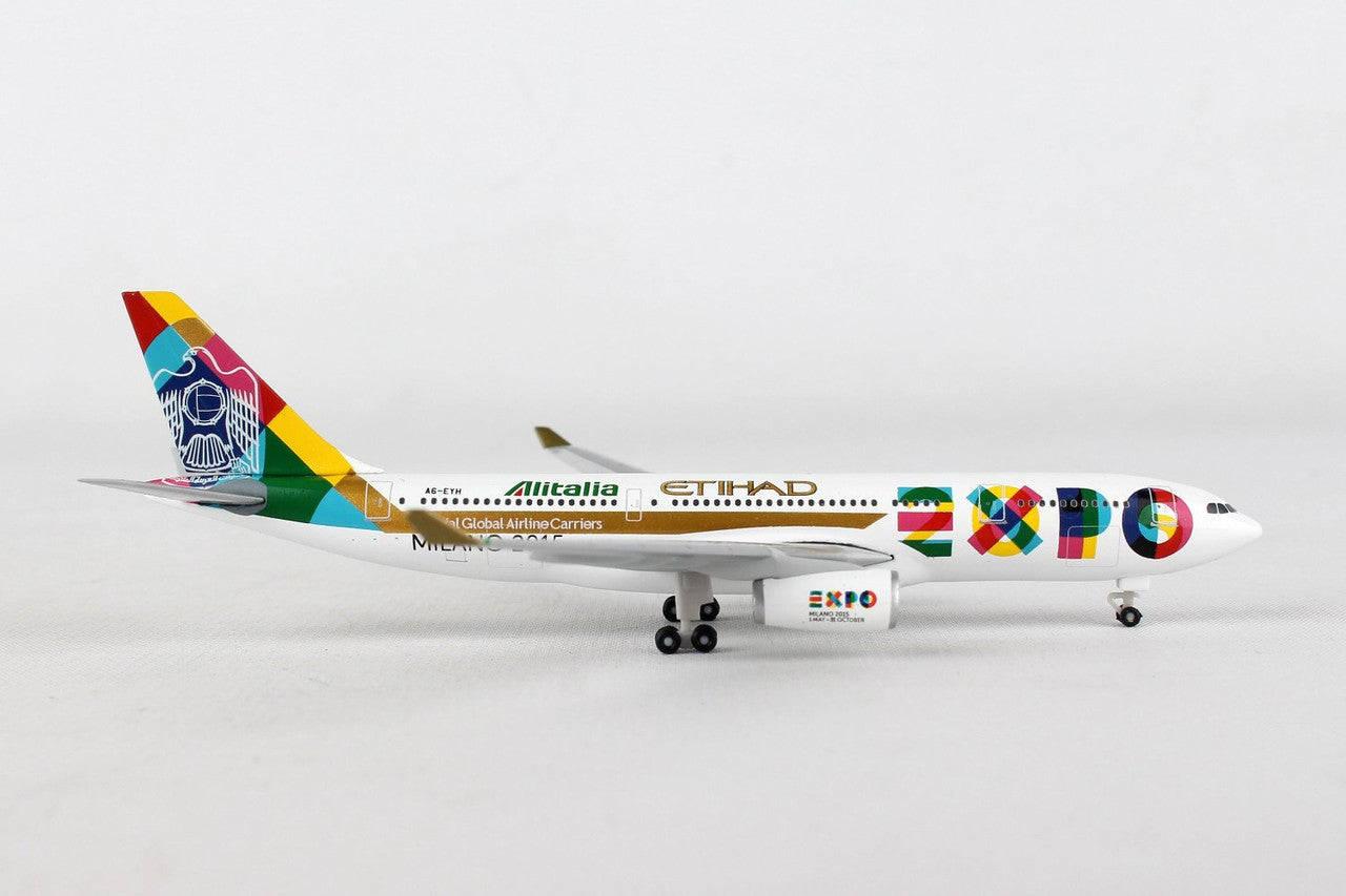 Phoenix Etihad Airways Airbus A330-200 'Expo 2015' 1/400 Aircraft Scale Model