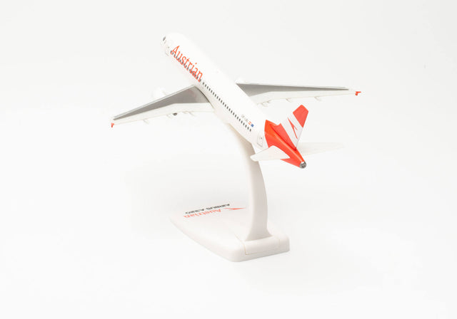 Herpa Austrian Airlines Airbus A320 – OE-LBL "Ausseerland" 1/200 Aircraft Scale Model