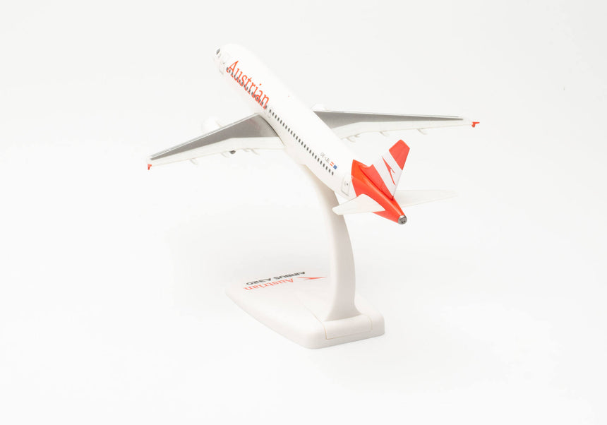 Herpa Austrian Airlines Airbus A320 – OE-LBL “Ausseerland” 1/200 Scale