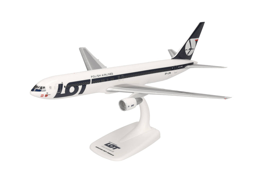 Herpa Snapfit LOT Polish Airlines Boeing 767-300 - SP-LPB 1/200 Aircraft Scale Model