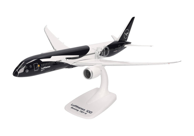 Herpa Snapfit Lufthansa Boeing 787-9 Dreamliner "100 Years" - D-ABPU "Berlin" 1/200 Aircraft Scale Model