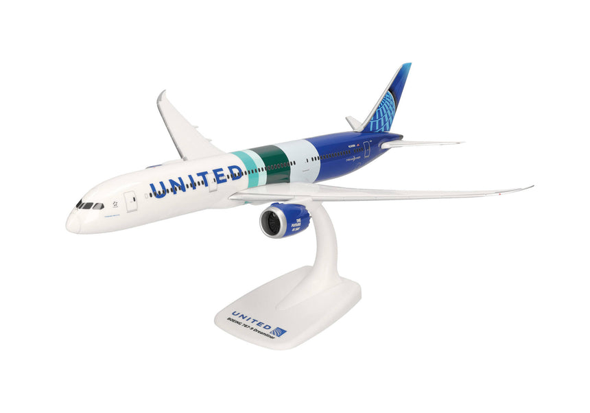 Herpa Snapfit United Airlines Boeing 787-9 Dreamliner "The Future is SAF" – N24988 1/200 Aircraft Scale Model